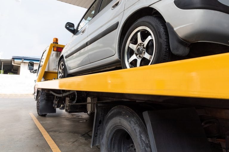 yellow tow truck